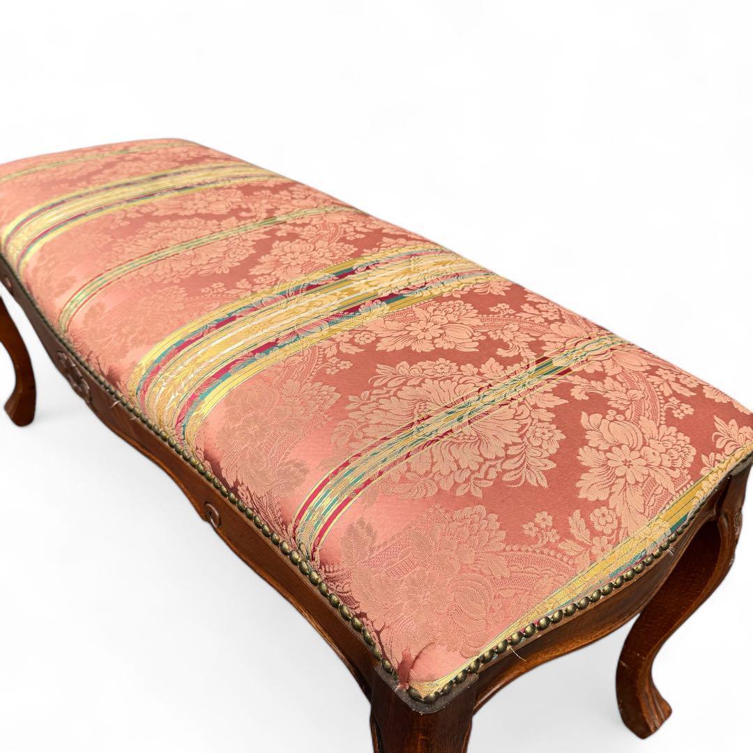 猫脚　スツール　ヴィンテージテイスト　クラシックスタイル　鋲打ち