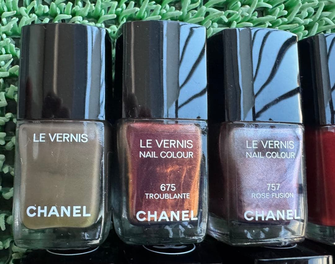 CHANEL各色限定ヴェルニ14色