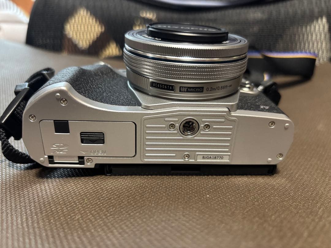 Olympus E-M10 Mark IV フィルムカメラ