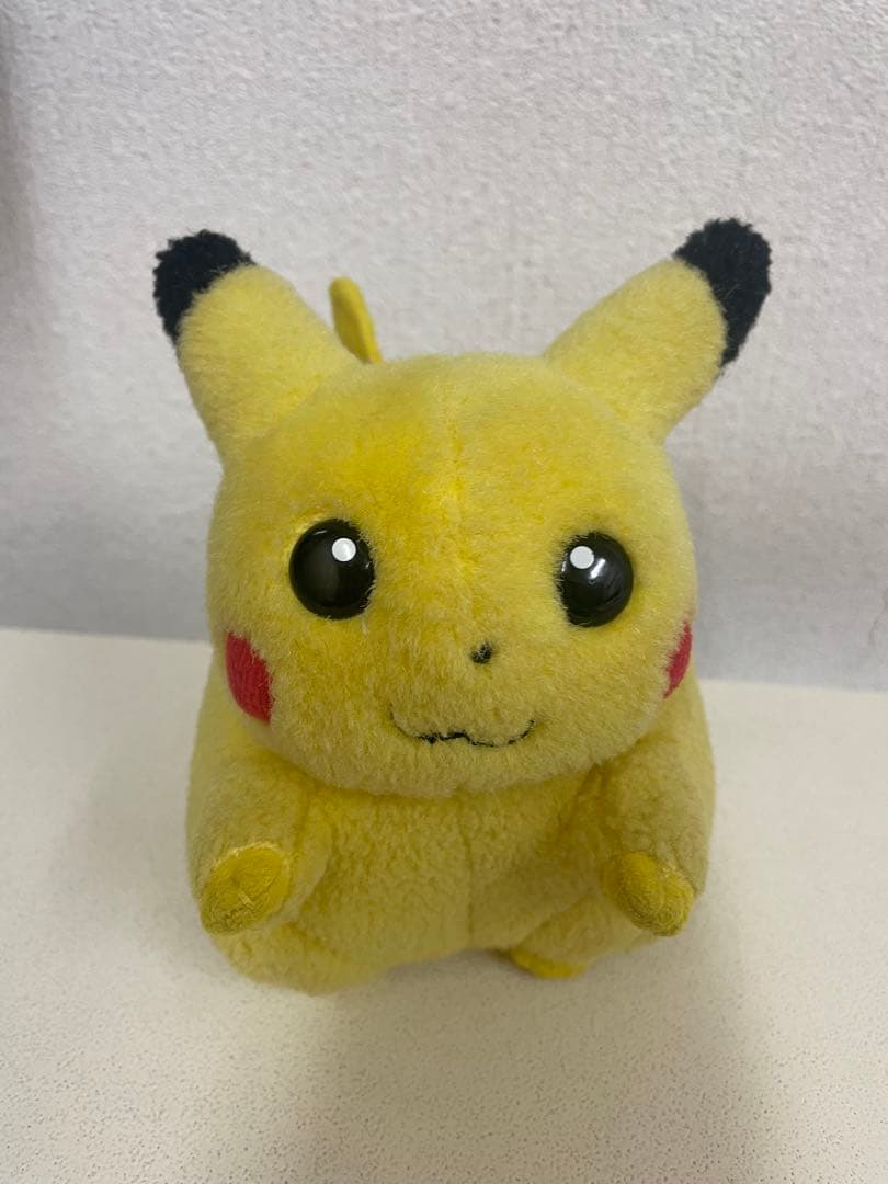ピカチュウ TOMY 初期　ぬいぐるみ