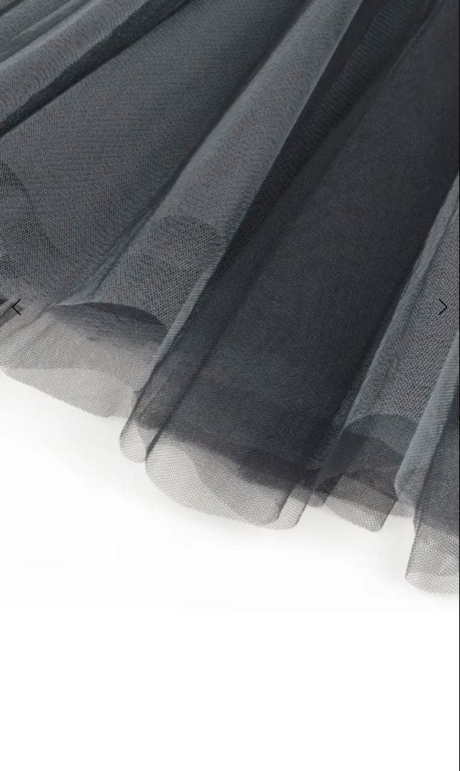 モダンエレガントなノースリーブ チュールレイヤード4層