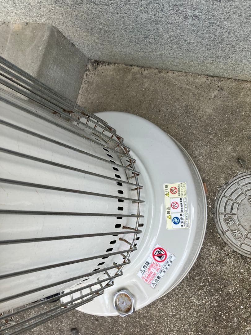 トヨトミ KS-67F ストーブ ホワイト