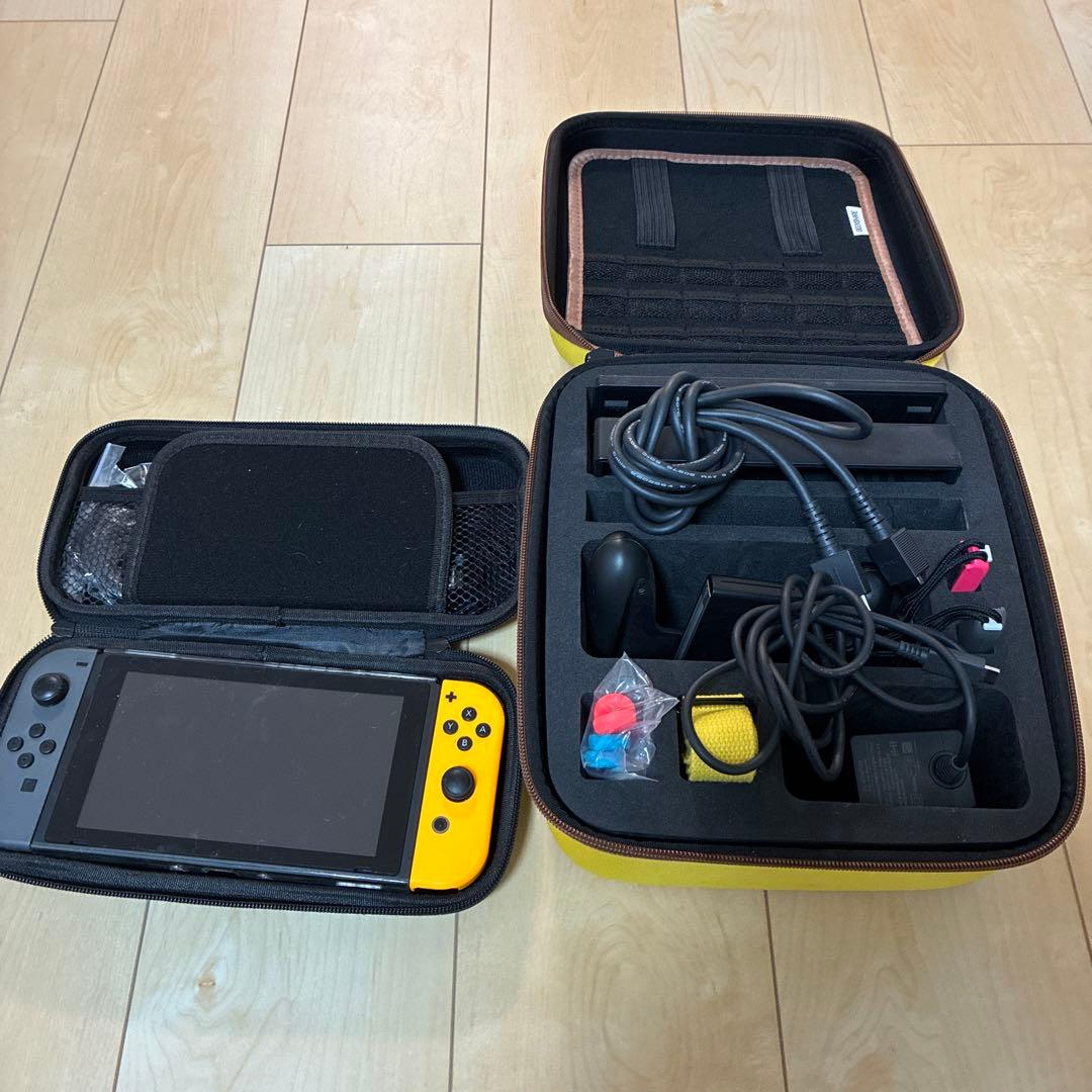 Nintendo Switch (有機EL) ピカチュウケース付き