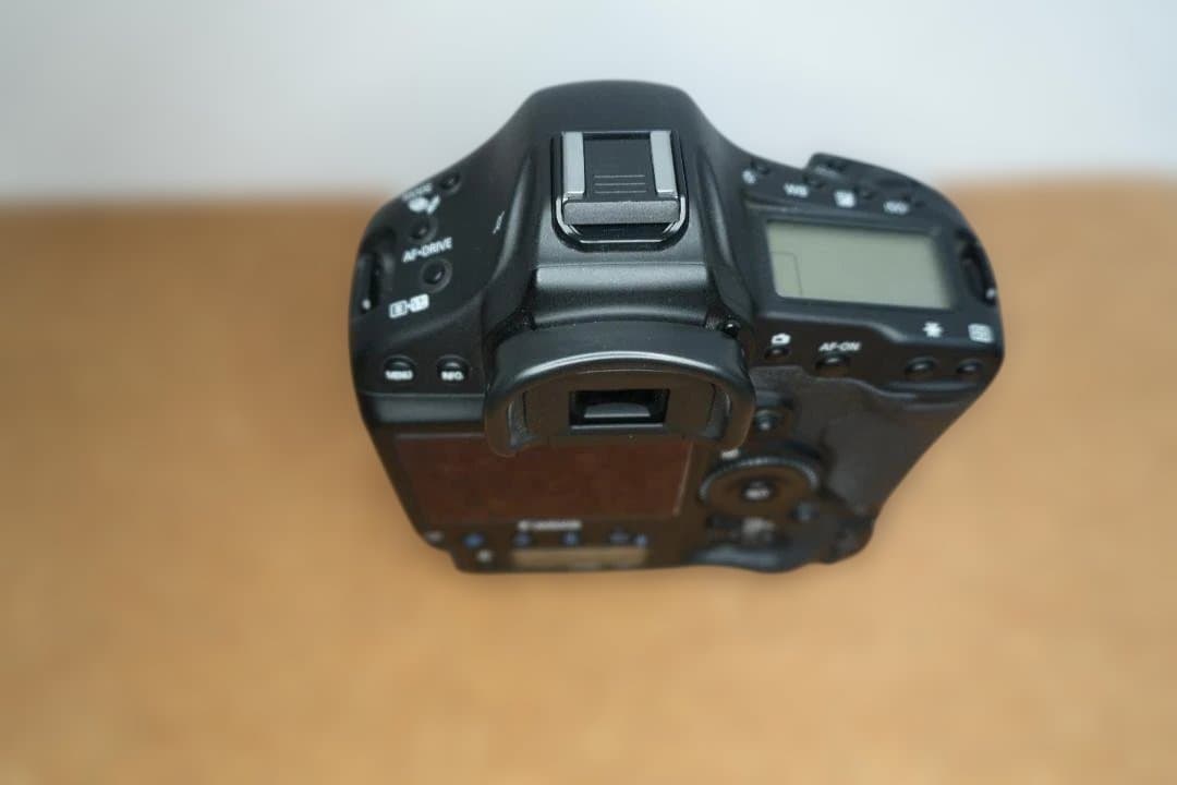 EOS 1DX(無印)/純正バッテリ、CFメディア、他付属品