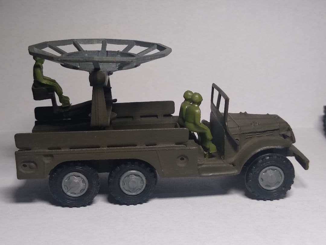 FJ　DODGE　軍用トラック　ミニカー　フランス製