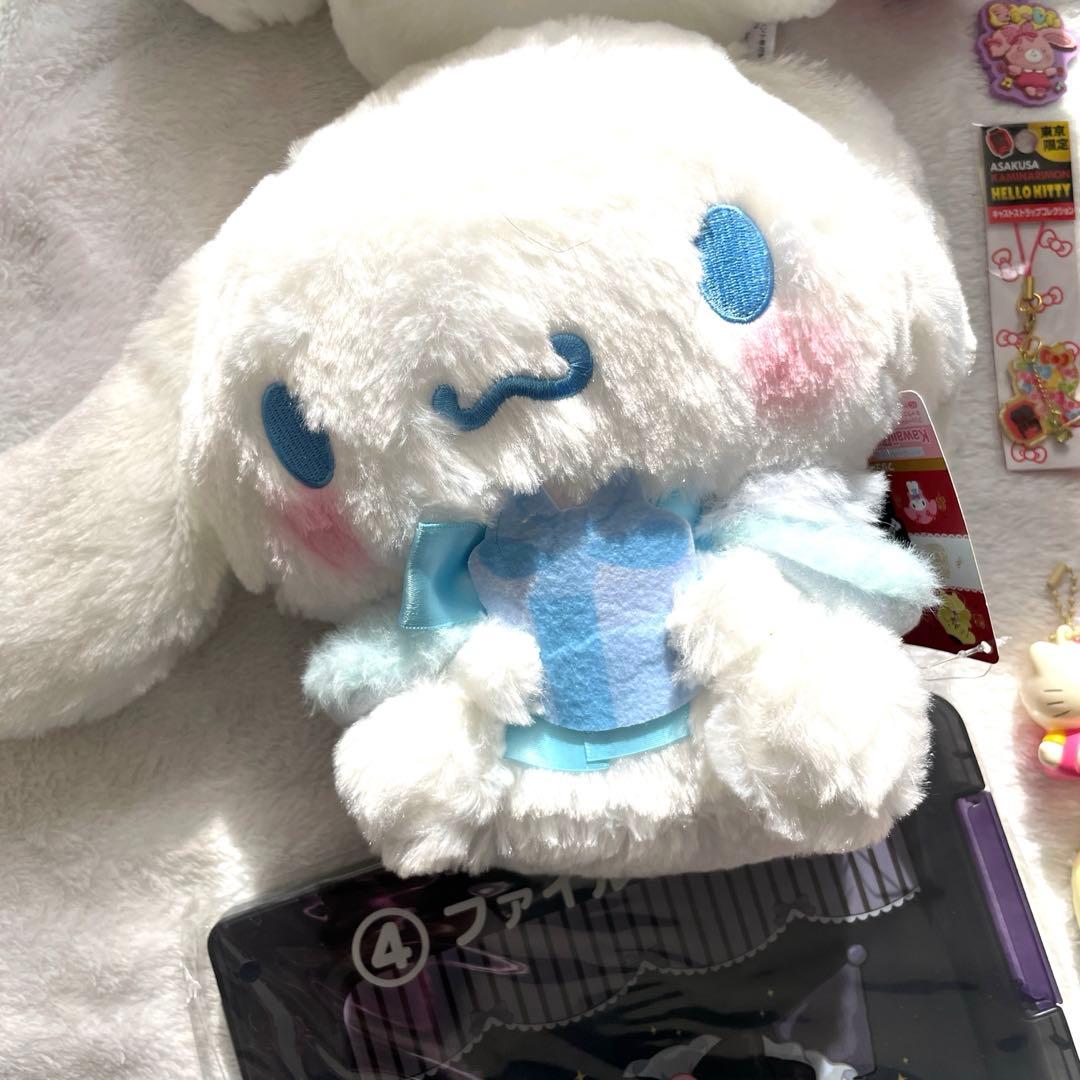 ☆☆サンリオまとめ売り・ぬいぐるみ・フィギュア・キーホルダー・置き時計等☆☆