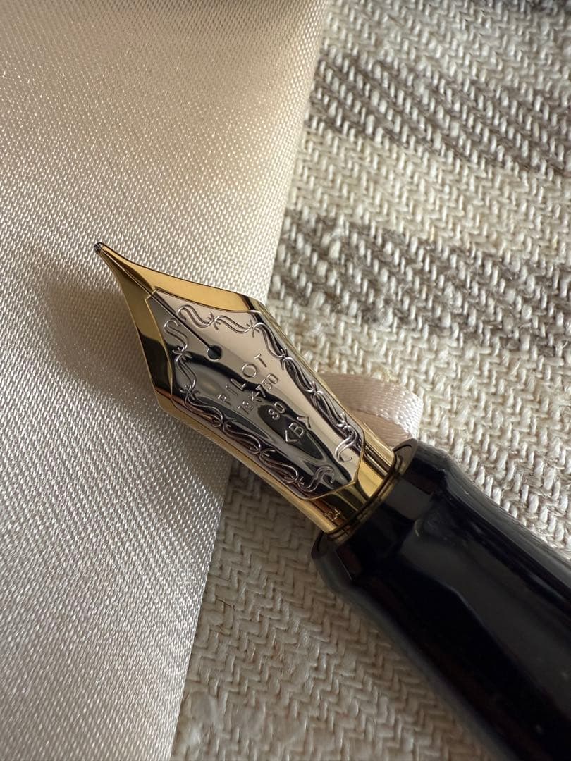 パイロット万年筆、漆、カスタム紺青、30サイズペン先 万年筆