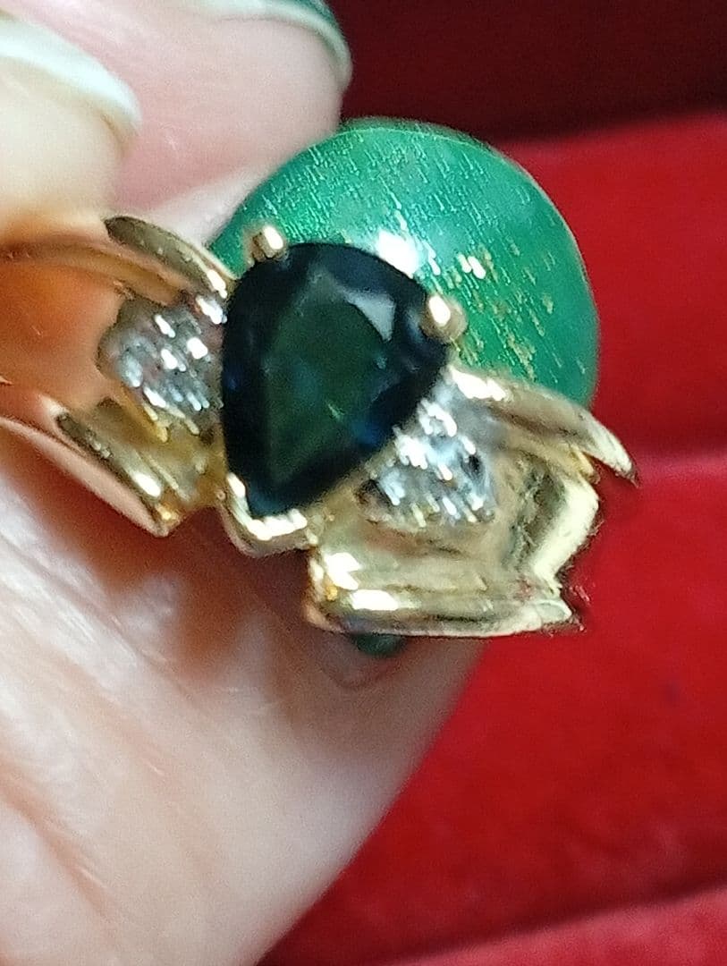 オニキス？ブラックダイヤ？トライアングルカット リング