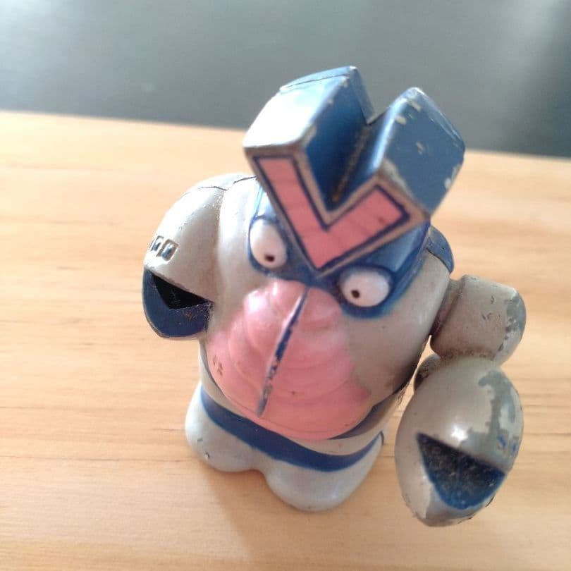 年代物　腕から炎！バルタン星人のライター　ガス式　アンティーク