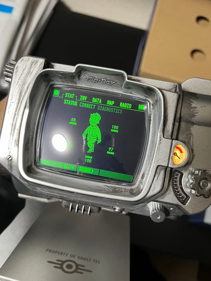 Fallout PipBoy 3000 MK V　ダイキャスト製公式レプリカ