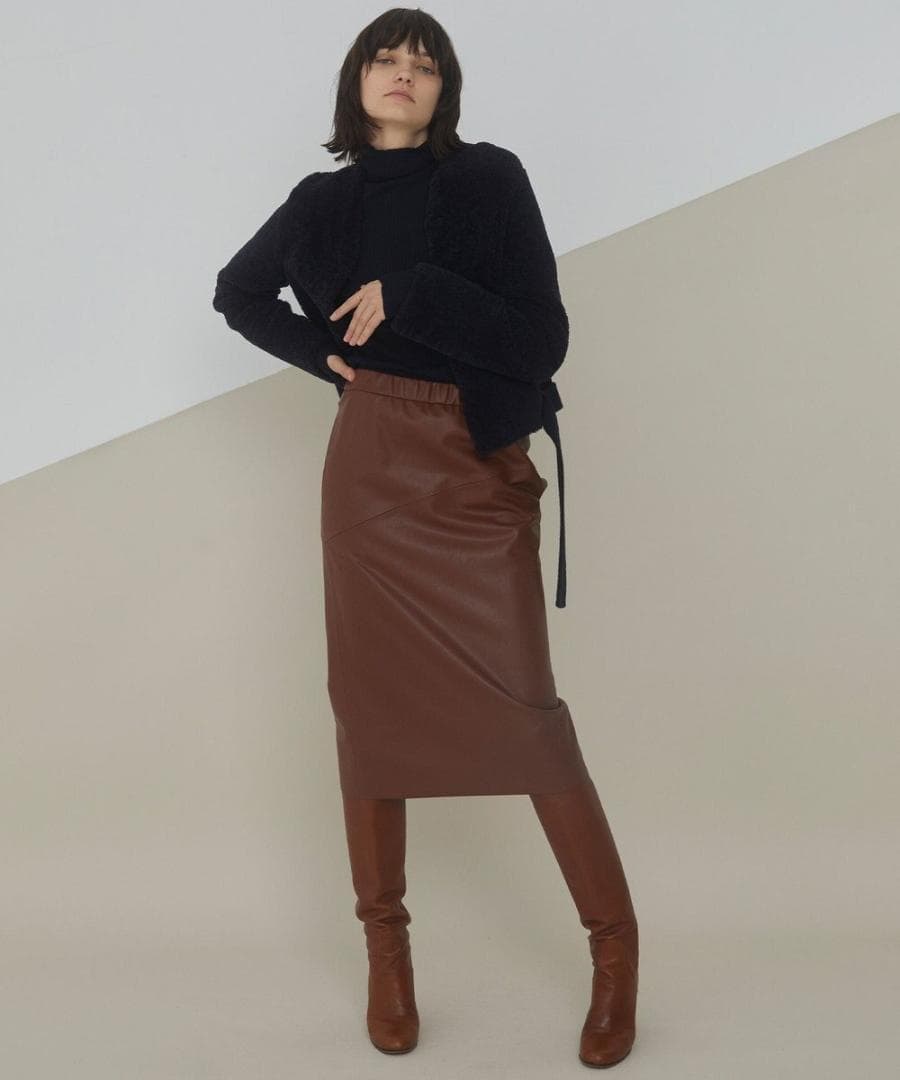 BEIGE ベイジ YENNE / フェイクレザースカート