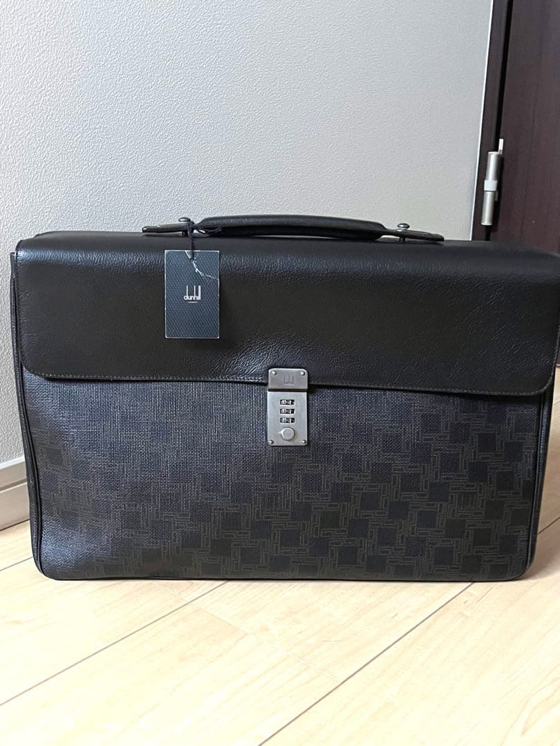 ⭐️新品タグ⭐ダンヒルブラウンクラッチバッグ&セカンドバッグ ダイヤル式ロック付き