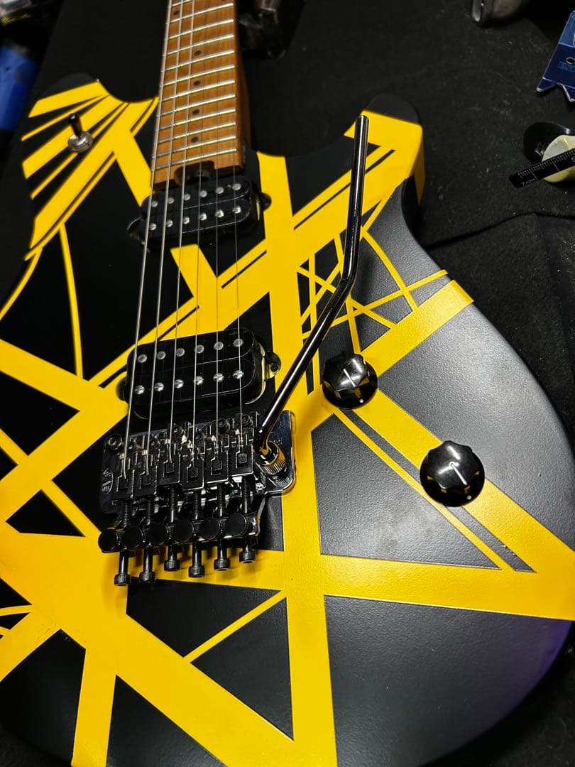 EVH Wolfgang STD.をベースにbumblebeeリフィニッシュ！