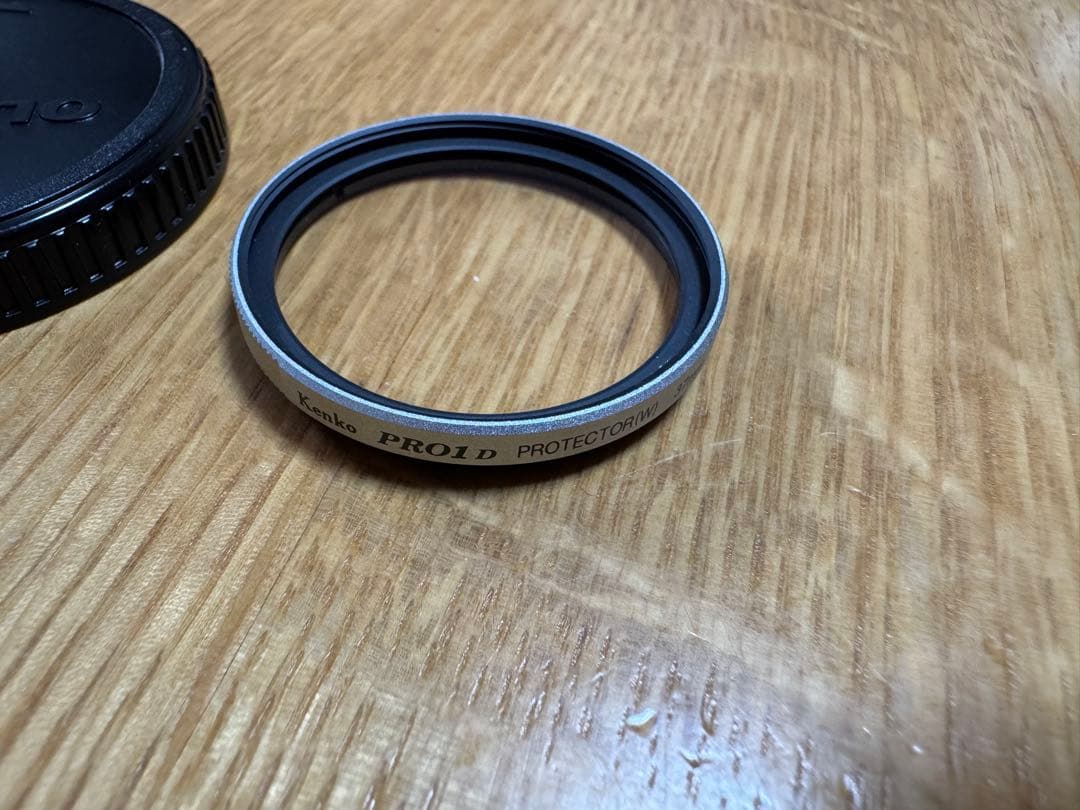 Olympus M.Zuiko 45mm F1.8 M43 レンズ mft