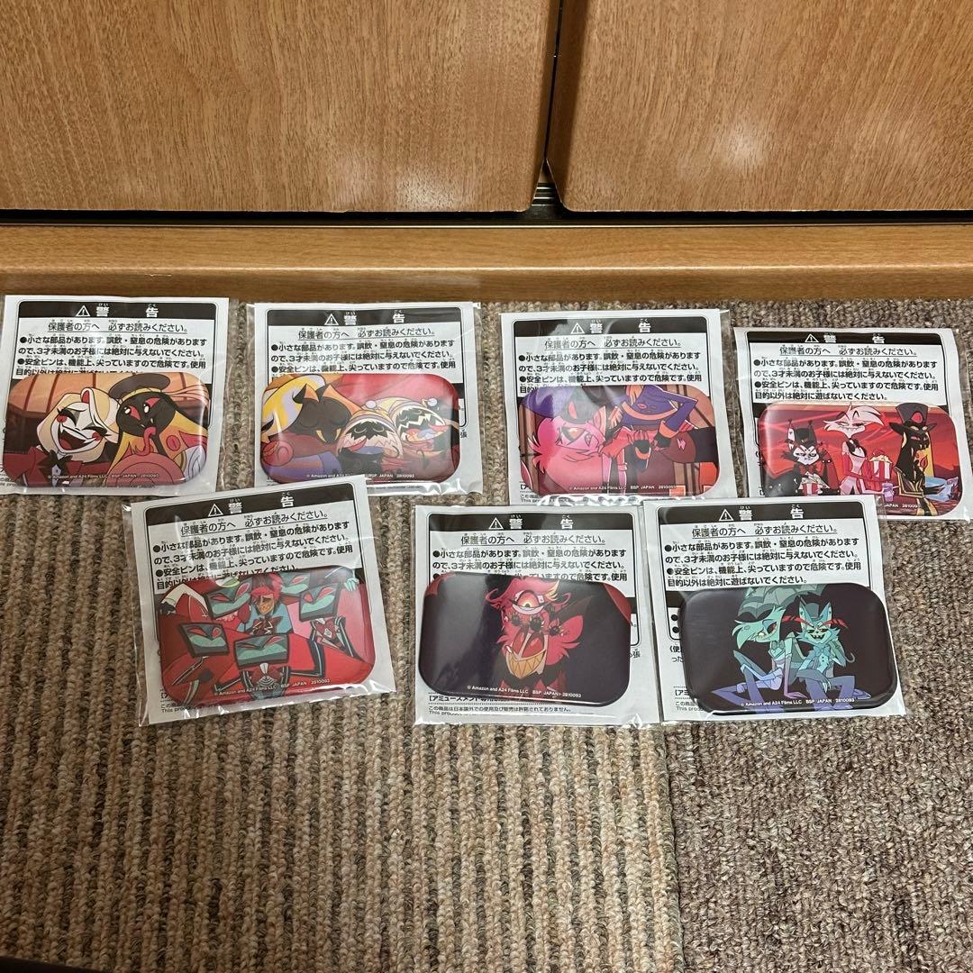 ハズビンホテルへようこそ　スクエア缶バッジ　7種