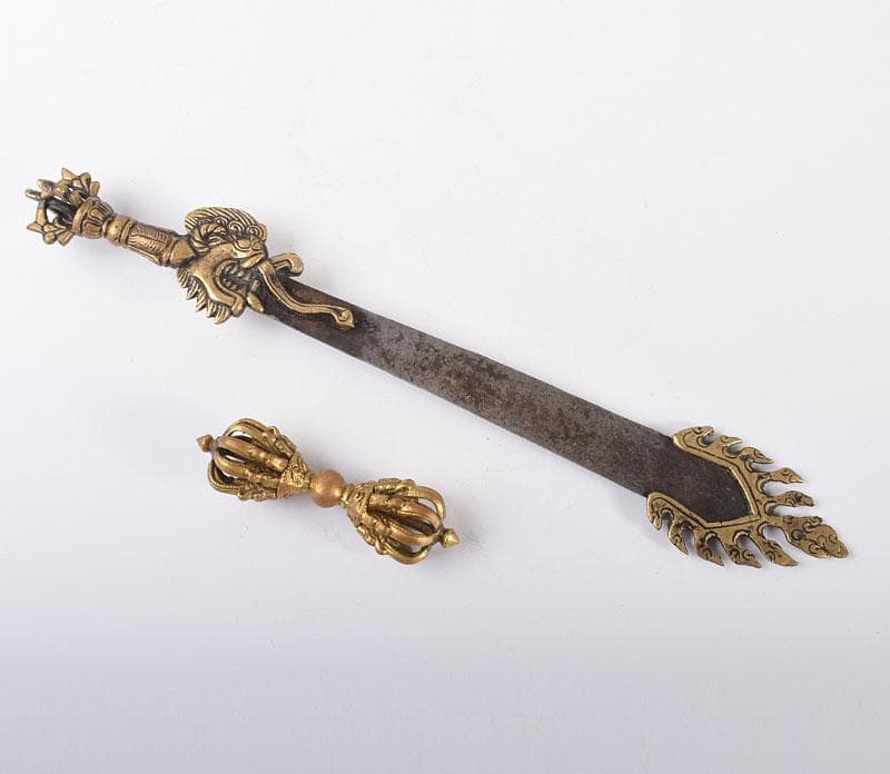 チベット密教法具　銅鍍金　文殊菩薩　利剣　ガドゥガ　八鈷杵　金剛杵　V4138B