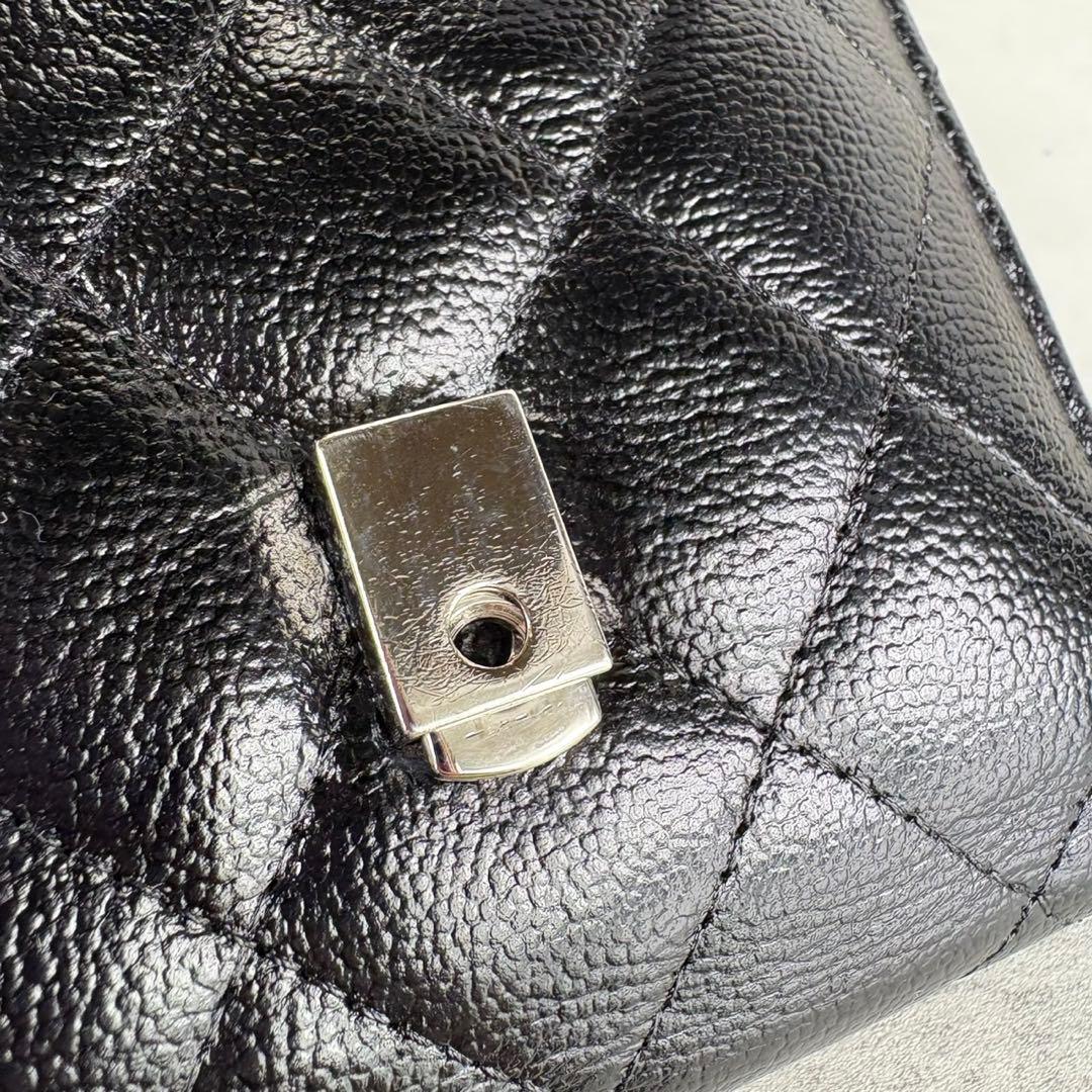 CHANEL シャネル　ハーフココ　三つ折り財布　キャビアスキン　ケース