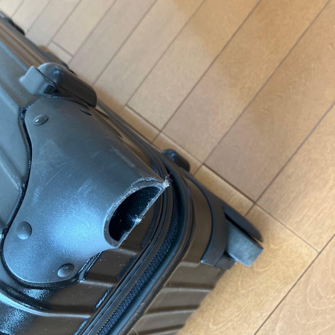 RIMOWAリモワ　ブラックキャリーケース