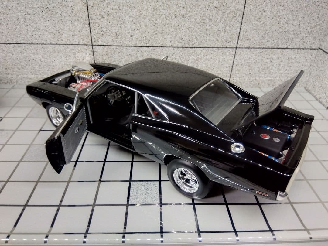 1/18 Hot Weels (エリート)1970 Dodge Charger