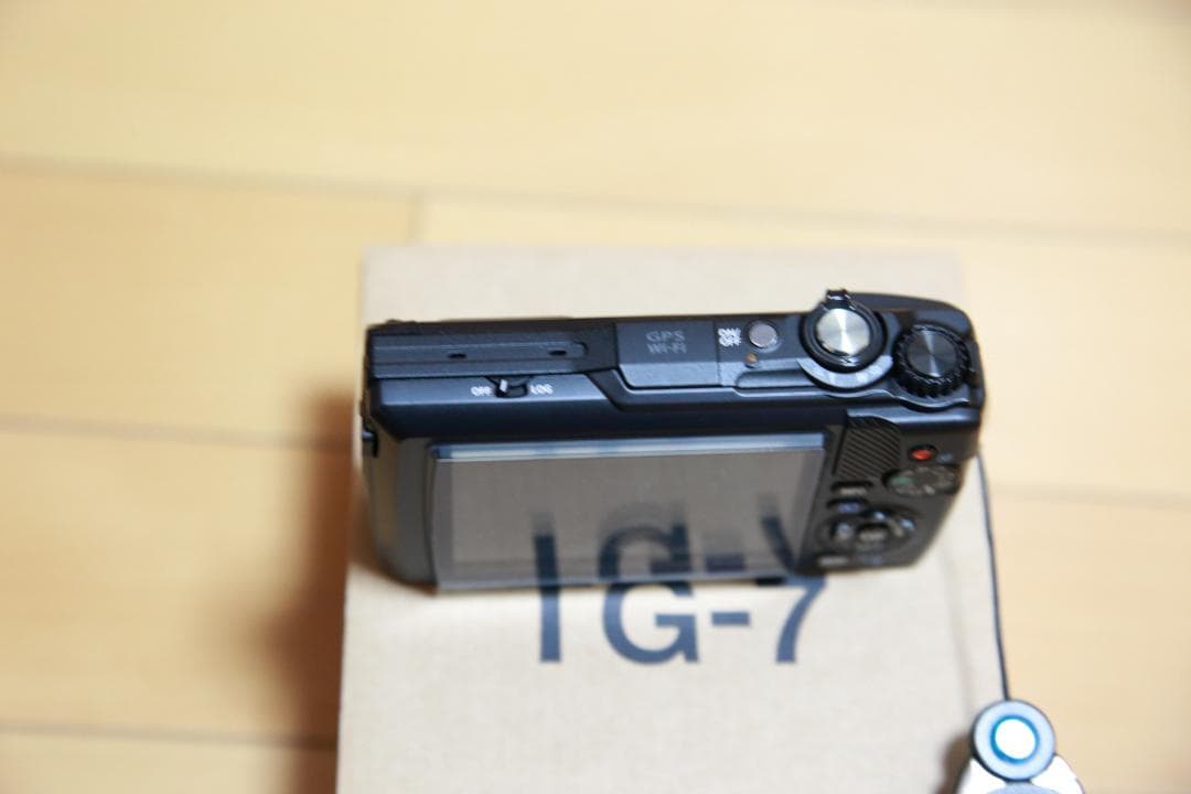 Olympus OM SYSTEM Tough TG-7 オマケ数点