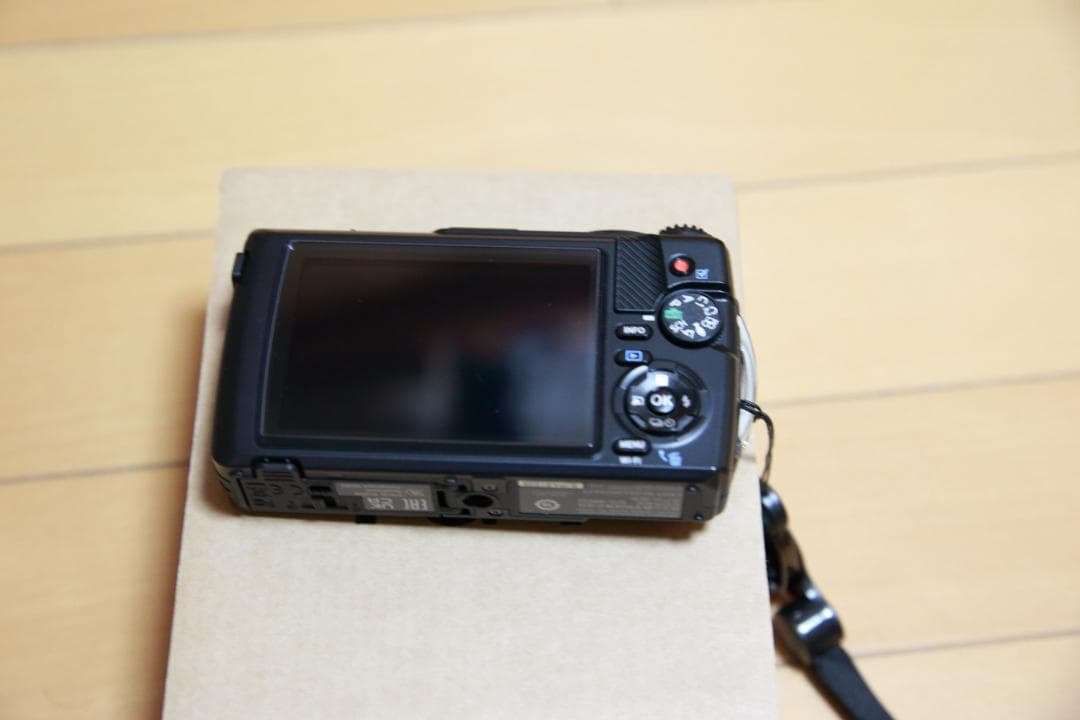 Olympus OM SYSTEM Tough TG-7 オマケ数点