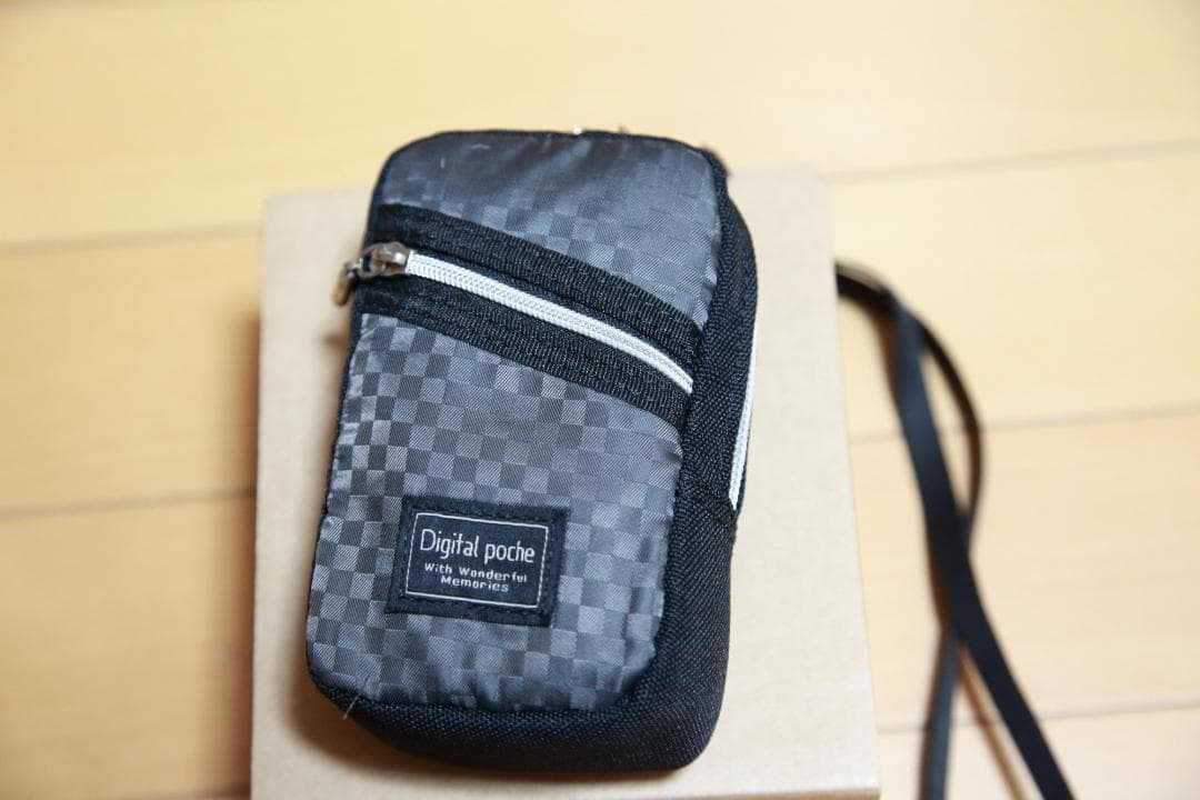 Olympus OM SYSTEM Tough TG-7 オマケ数点