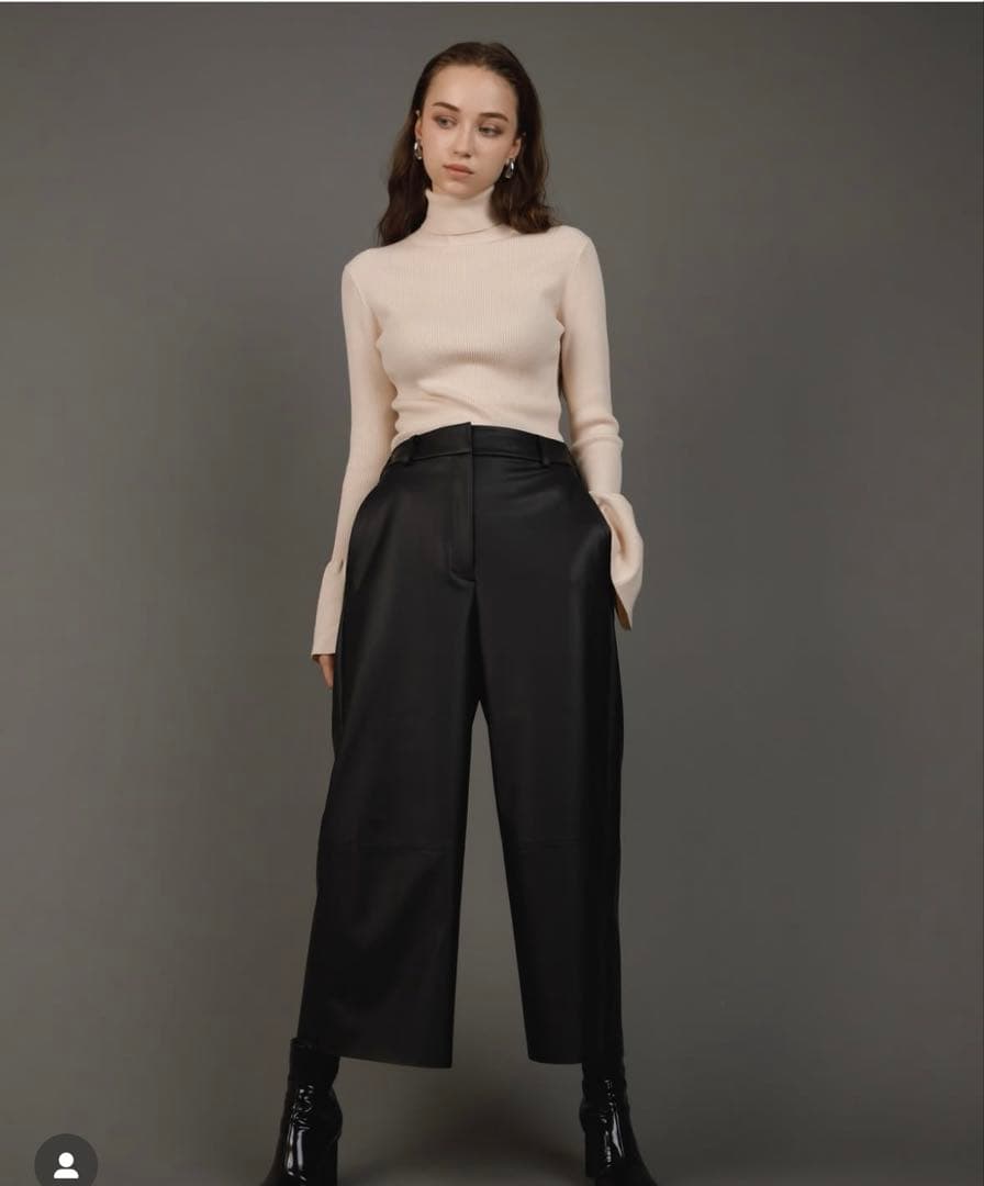 Heve ラバーパンツ　ブラック 36